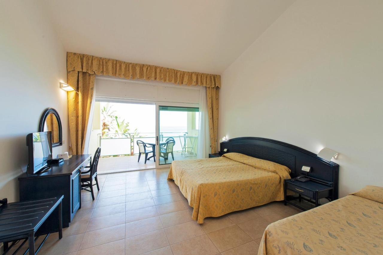 Hotel Villaggio Stromboli Santa Domenica  Exterior foto
